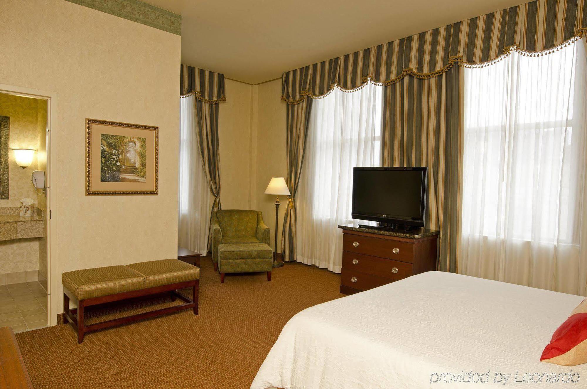 Hilton Garden Inn Indianapolis Downtown Room photo